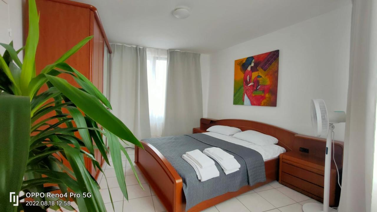 Mooi Slaapkamer! Proper En Compact Place Voor 3 Amberes Exterior foto