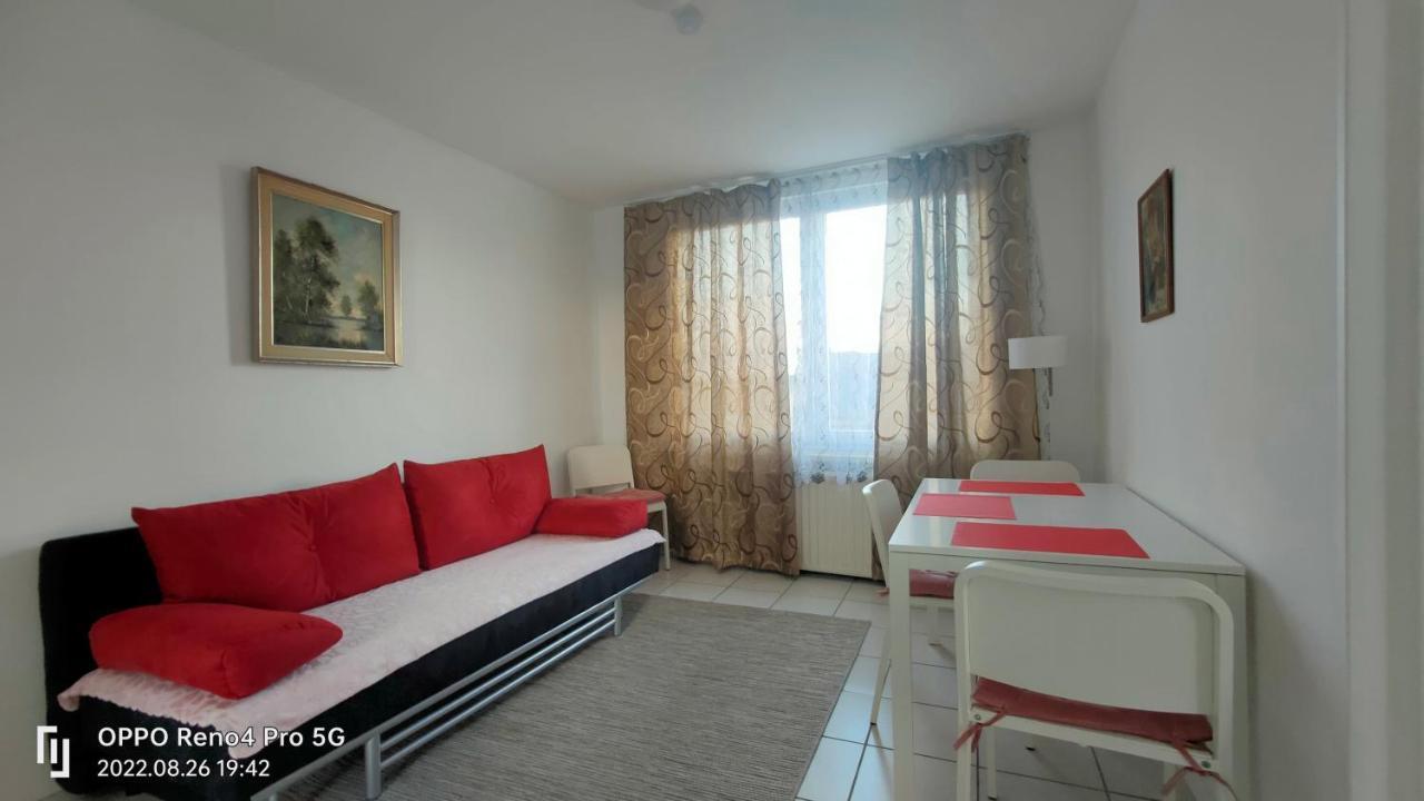Mooi Slaapkamer! Proper En Compact Place Voor 3 Amberes Exterior foto